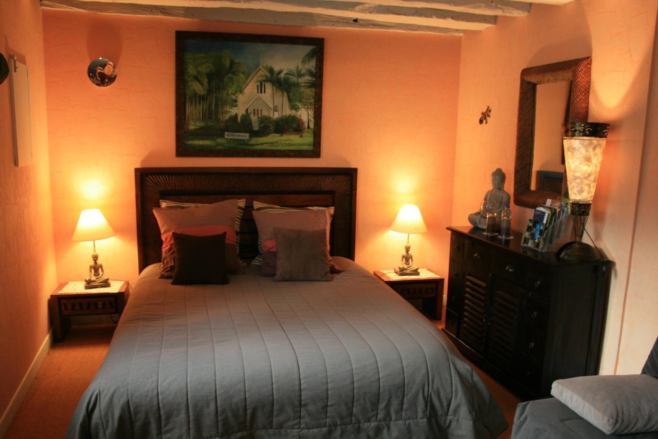Gites Le Petit Nailly Magny-les-Hameaux Exterior foto